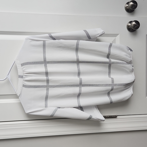 Blouse - Picture 3 of 3